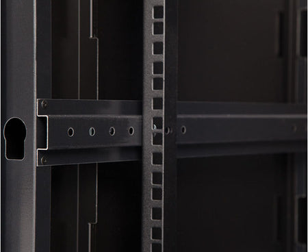 Detail of the 15U LINIER® cabinet's rail and mounting bar
