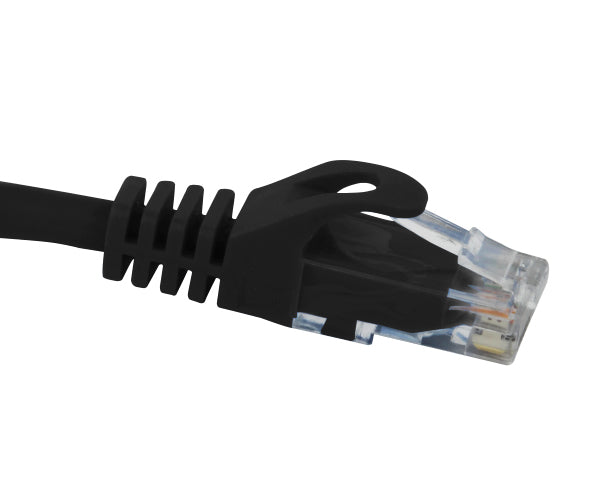 Black 0.5ft Cat5e UTP patch cable with snagless design and clear connectors