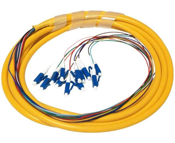 Detail of the single-mode yellow LC fiber optic patch cords included in the kit